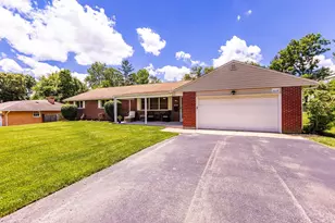 2097 Bonniedale Dr, Bellbrook, OH 45305 - Photo 3