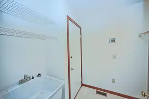 8650 Green Rd, Anderson Township, OH 45255 - Photo 23