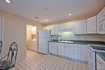 4941 N Arbor Woods Court #308, Cincinnati, OH 45248 - Photo 7