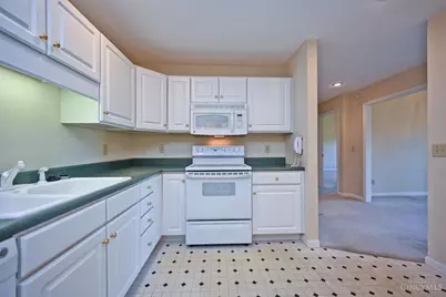 4941 N Arbor Woods Court #308, Cincinnati, OH 45248 - Photo 9