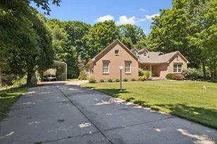 4197 McLean Dr, Union Township, OH 45255 - Photo 3