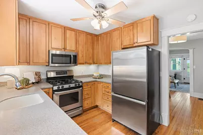 3669 Stettinius Avenue, Cincinnati, OH 45208 - Photo 13