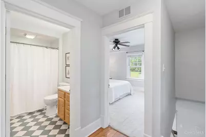 3669 Stettinius Avenue, Cincinnati, OH 45208 - Photo 27