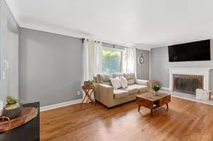 6465 Loiswood Dr, Cincinnati, OH 45224 - Photo 7