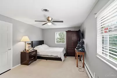 8881 Paw Paw Lane, Sycamore Township, OH 45236 - Photo 15