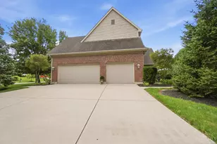 819 River Forest Dr, Hamilton Township, OH 45039 - Photo 79