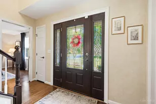 5875 Countryhills Dr, Green Township, OH 45233 - Photo 3