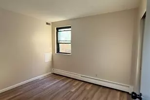 4901 Chalet Dr, Cincinnati, OH 45217 - Photo 13