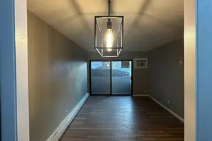 4901 Chalet Dr, Cincinnati, OH 45217 - Photo 9