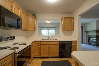 790 Lakeshore Drive, Maineville, OH 45039 - Photo 13