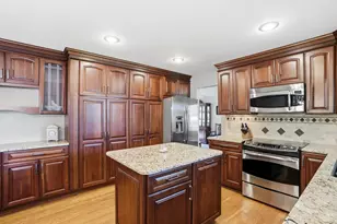 2235 Bruns Ln, Anderson Township, OH 45244 - Photo 13