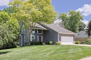 5614 Williamsburg Way, Fairfield, OH 45014 - Photo 1