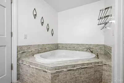 7325 Cannon Court, West Chester, OH 45069 - Photo 15