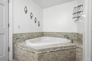 7325 Cannon Ct, West Chester, OH 45069 - Photo 15
