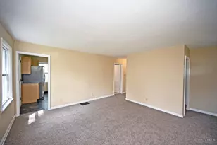 51 Gambier Cir, Green Hills, OH 45218 - Photo 7
