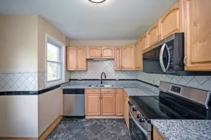 51 Gambier Cir, Green Hills, OH 45218 - Photo 9