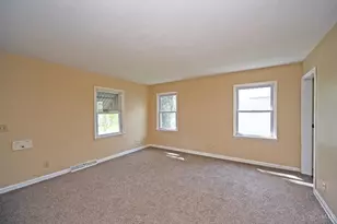 51 Gambier Cir, Green Hills, OH 45218 - Photo 5