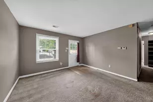 9875 Crusader Dr, Colerain Township, OH 45251 - Photo 5