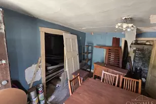 2588 Riverside Dr, Cincinnati, OH 45202 - Photo 7