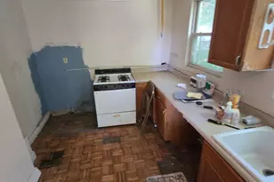 2588 Riverside Dr, Cincinnati, OH 45202 - Photo 15