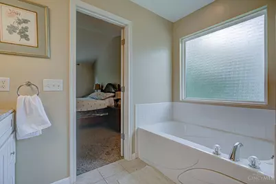 7045 Vail Court, Green Township, OH 45247 - Photo 19