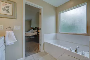 7045 Vail Ct, Green Township, OH 45247 - Photo 19