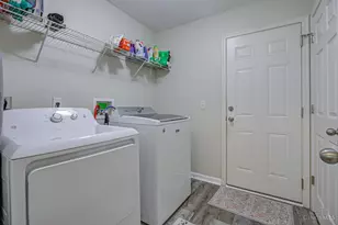 7045 Vail Ct, Green Township, OH 45247 - Photo 25