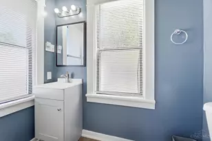2105 W Clifton Ave, Cincinnati, OH 45219 - Photo 15