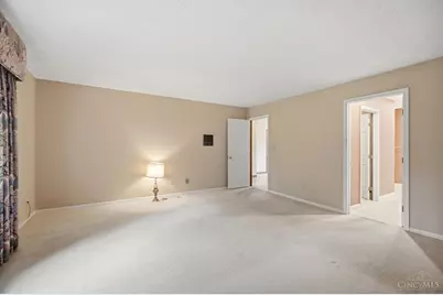 947 Brittany Hills Drive, Washington Twp, OH 45459 - Photo 33