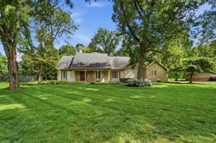 947 Brittany Hills Dr, Washington Twp, OH 45459 - Photo 5