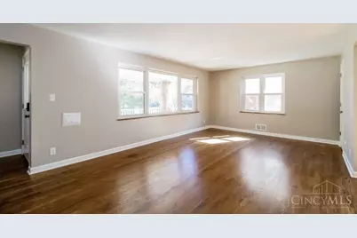 4105 Paxton Woods Drive, Cincinnati, OH 45209 - Photo 3