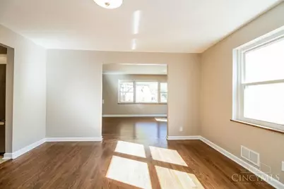 4105 Paxton Woods Drive, Cincinnati, OH 45209 - Photo 5