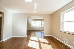 4105 Paxton Woods Dr, Cincinnati, OH 45209 - Photo 5