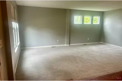 110 Junction Point, New Richmond, OH 45157 - Photo 3