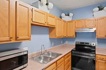 635 Keystone Drive #306, Union Township, OH 45244 - Photo 9