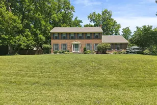 6400 Roth Ridge Dr, Loveland, OH 45140 - Photo 1