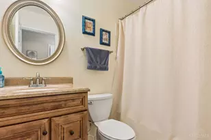 6400 Roth Ridge Dr, Miami Township, OH 45140 - Photo 23