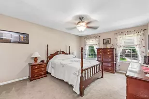 6400 Roth Ridge Dr, Miami Township, OH 45140 - Photo 21