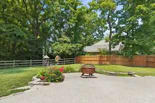 6400 Roth Ridge Dr, Miami Township, OH 45140 - Photo 39