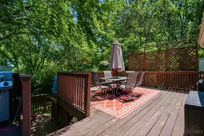 8242 Ravenwood Way, West Chester, OH 45069 - Photo 9