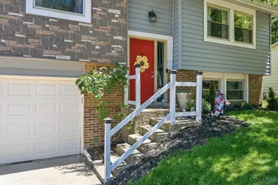 8242 Ravenwood Way, West Chester, OH 45069 - Photo 3