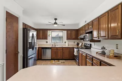 3260 Parkhill Drive, Green Township, OH 45248 - Photo 11