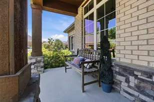 7524 Grand River Ct, Hamilton Township, OH 45039 - Photo 9