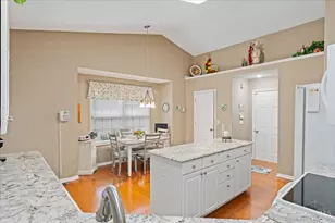 8185 Summer View Dr, Deerfield Township, OH 45040 - Photo 23