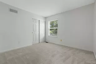 8042 Laurelwood Dr, Hamilton Township, OH 45039 - Photo 25