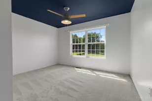 8042 Laurelwood Dr, Hamilton Township, OH 45039 - Photo 29
