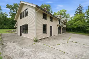 353 Oliver Rd, Wyoming, OH 45215 - Photo 9