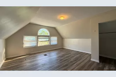 275 McCormick Place, Cincinnati, OH 45219 - Photo 29
