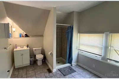 275 McCormick Place, Cincinnati, OH 45219 - Photo 31