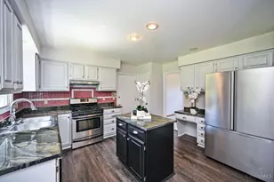 11407 Owenton Ct, Forest Park, OH 45240 - Photo 11
